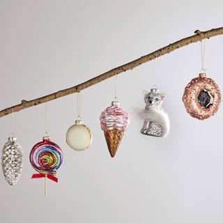 room with Novelty-Baubles