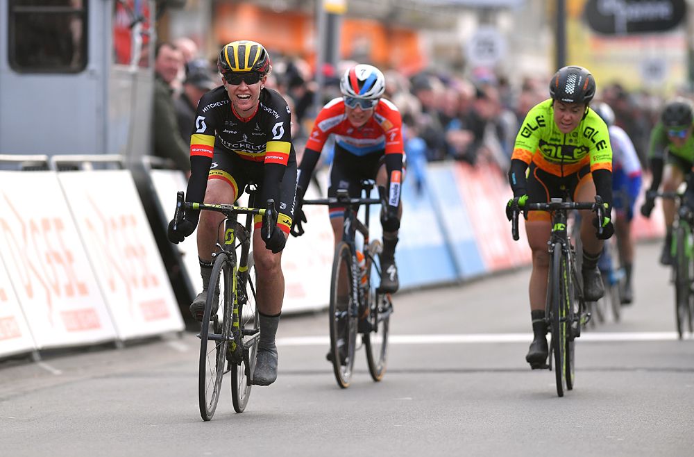 Jolien D'hoore (Mitchelton-Scott) wins Women's WorldTour Driedaagse De Panne-Koksijde Women 2018