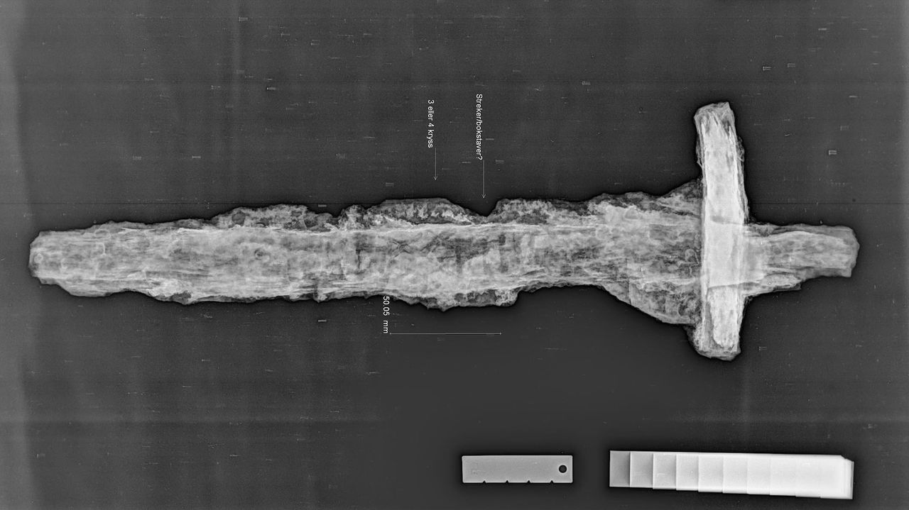 X-ray of a viking sword