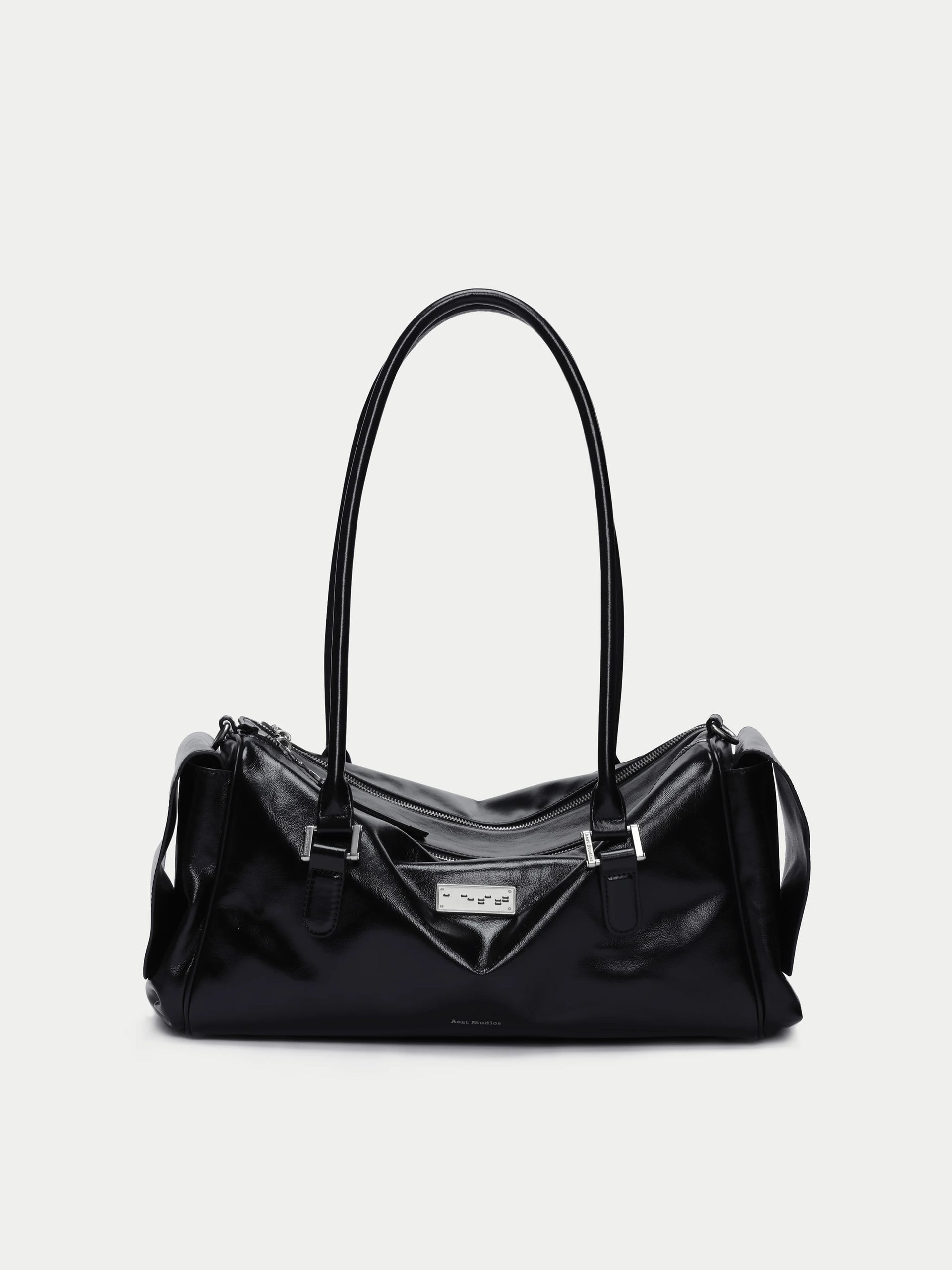 Capture Large Shoulder Bag - Black / L