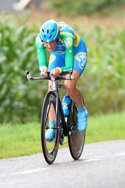 The young rider competition was taken over by Lucinda Brand (AA Drink) after the stage