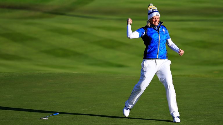Suzann Pettersen celebrates after holing the winning putt at the 2019 Solheim Cup