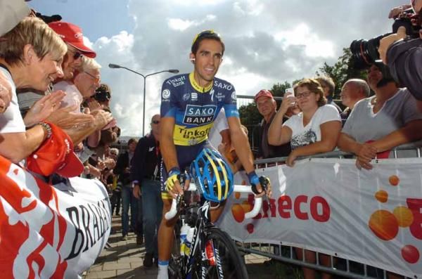 Alberto Contador (Saxo Bank-Tinkoff Bank) rides to the start after 6 months on the sidelines.