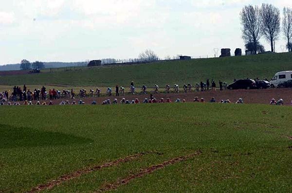 A long line across the cobbles