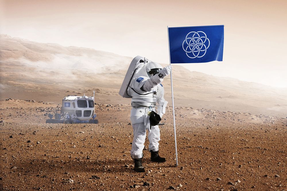 &#039;International Flag of Planet Earth&#039; Planted on Mars