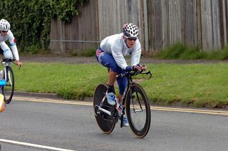 Defending Olympic time trial champion Kristin Armstrong (USA) recons the time trial course.