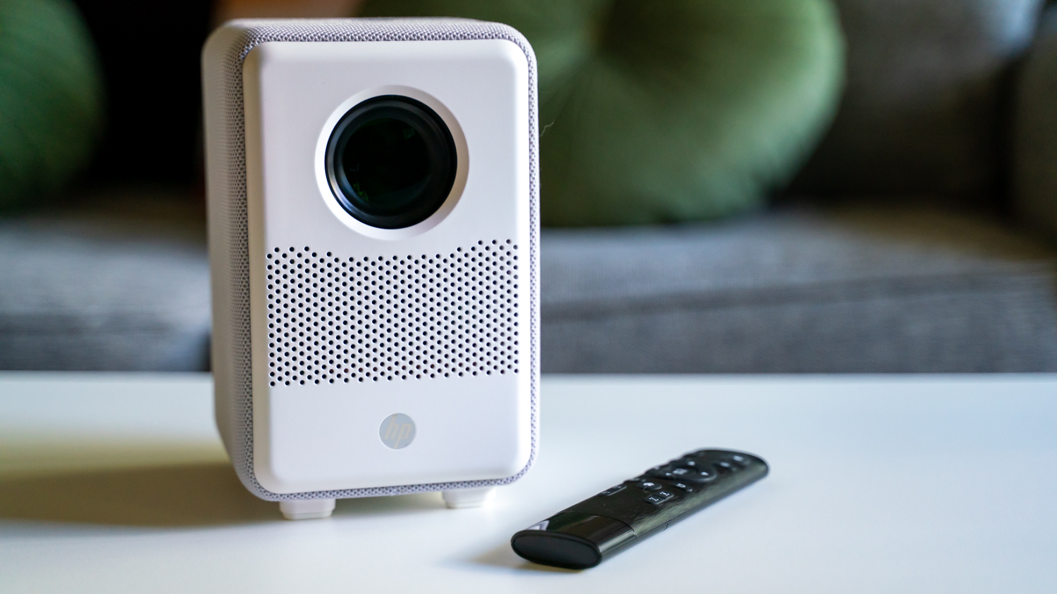 HP CC200 Citizen Cinema projector review: the affordable and