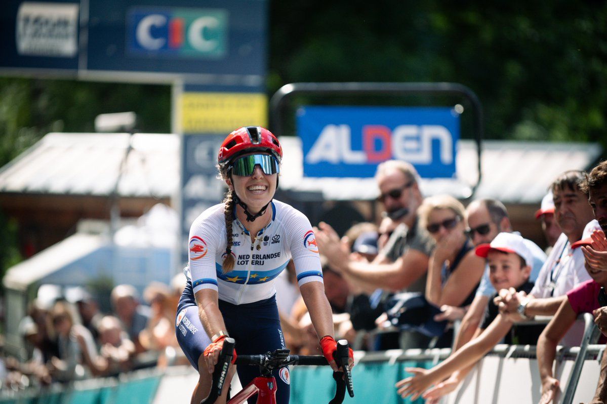 Shirin van Anrooij (Netherlands) wins stage 5 and overall of 2023 Tour de l&#039;Avenir Femmes