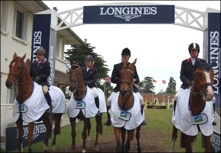 The winning British veteran squad at La Baule in France