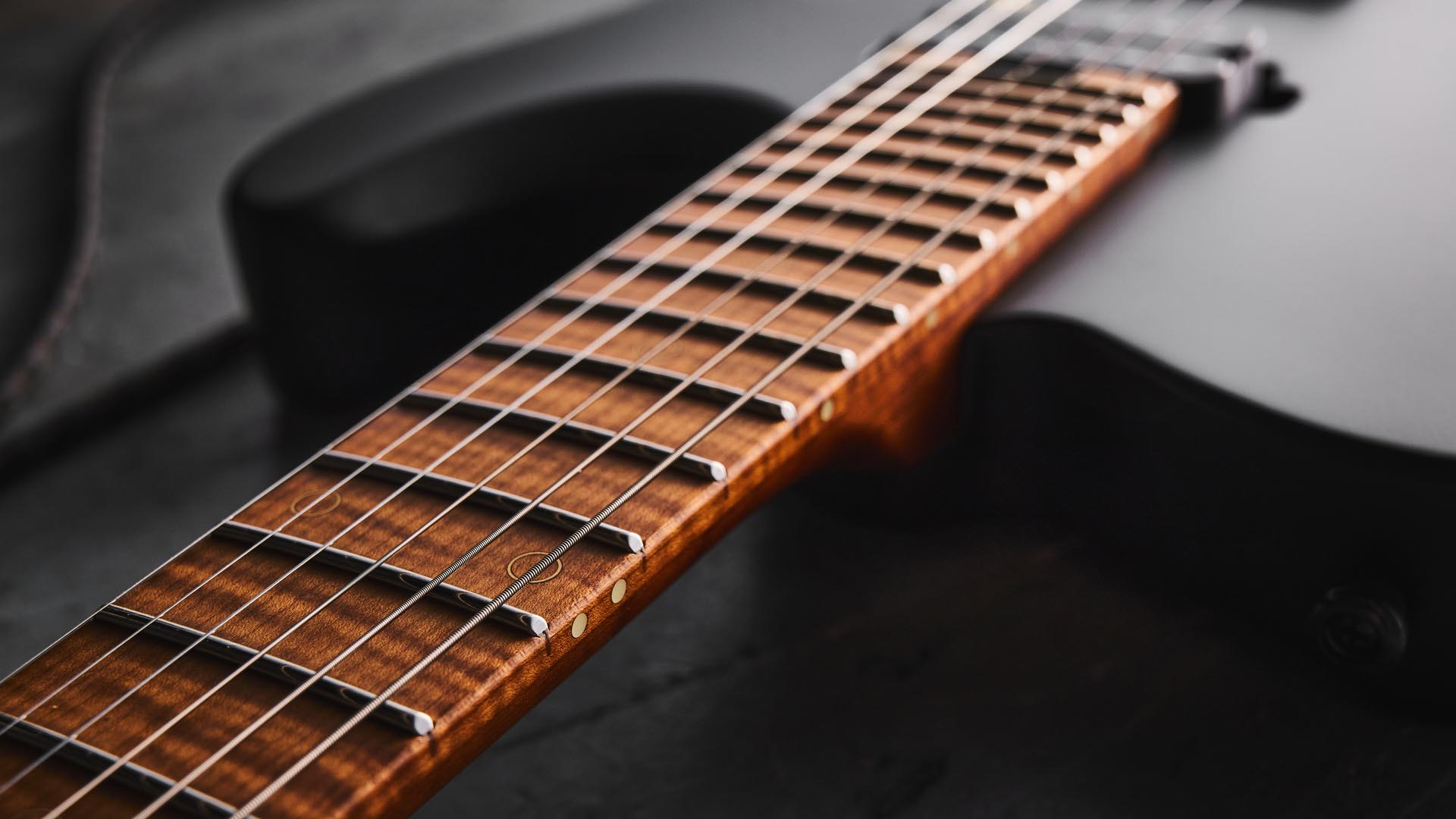 Harley Benton Fusion-T II EMG MN HT SBK