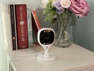 yale 720p cctv camera