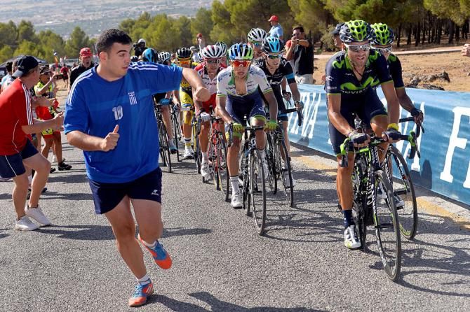 Alejandro Valverde sets the pace