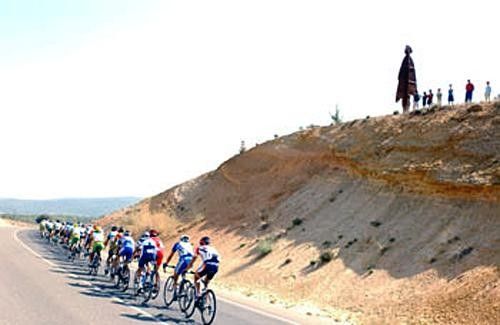Attacks began from the get-go, with the peloton already one long line.