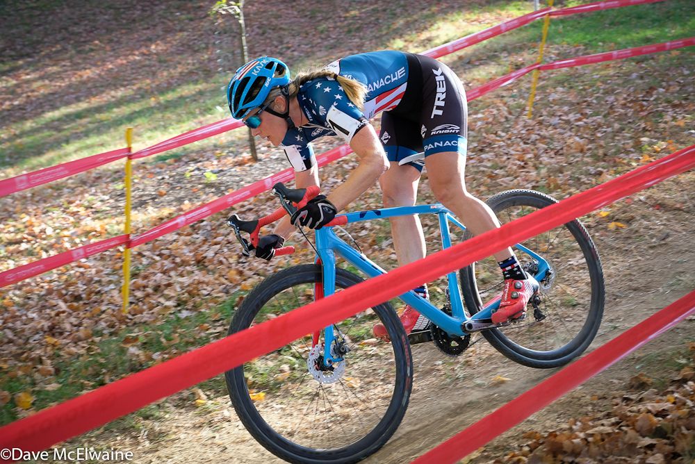 Katie Compton (Trek Panache) descending into the grassy bowl for the last time