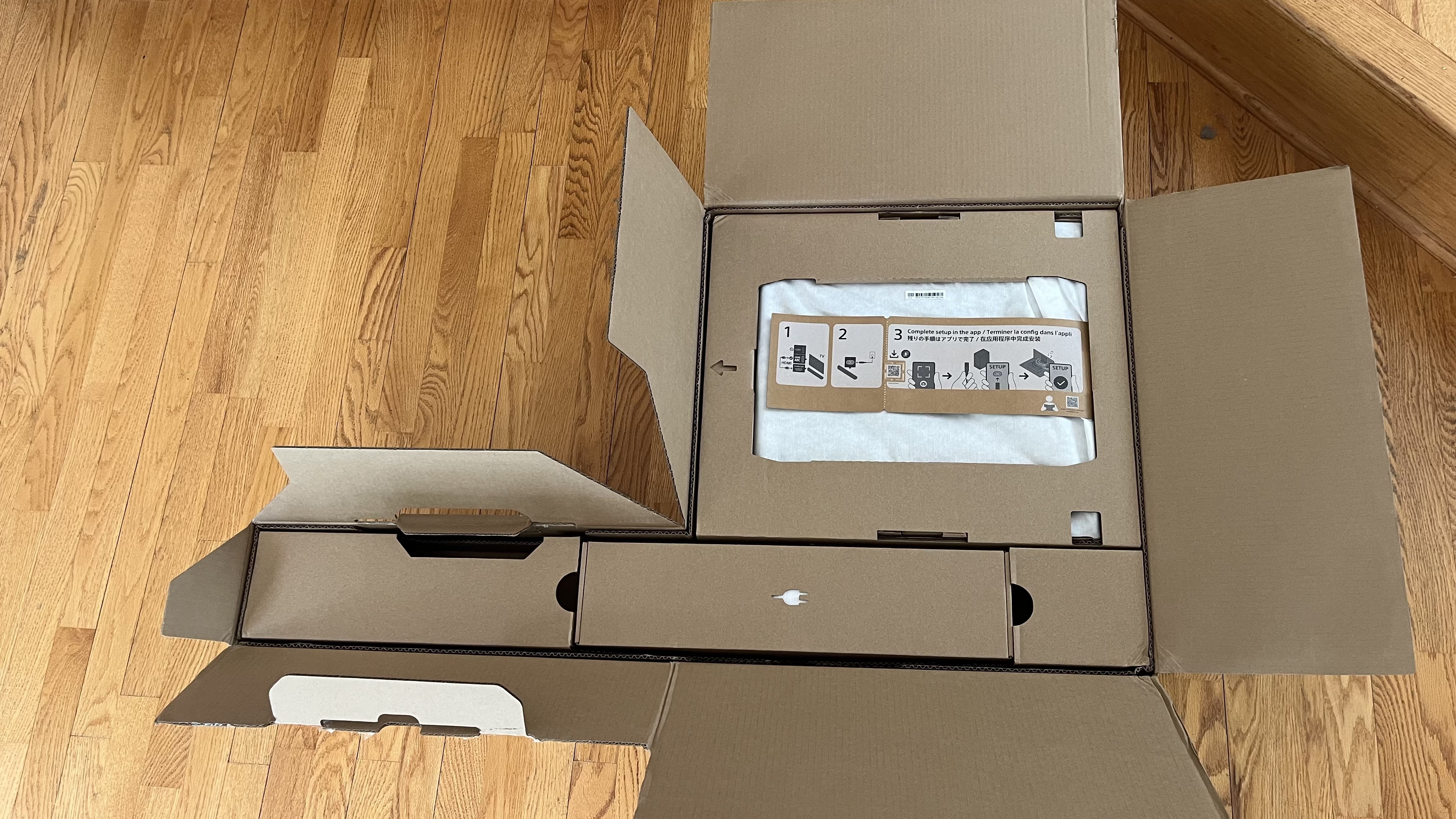 Sony Bravia theater bar 6 packaging on floor