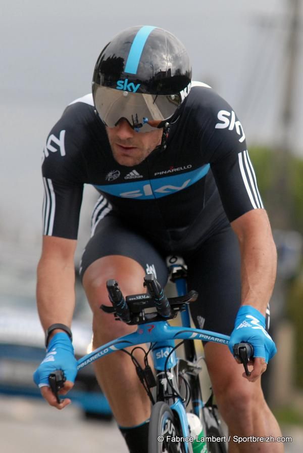 Greg Henderson (Team Sky) opted for a full visor