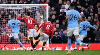 Bruno Fernandes equalises for Manchester United against Manchester City and the goal is awarded despite Marcus Rashford being in an offside position.