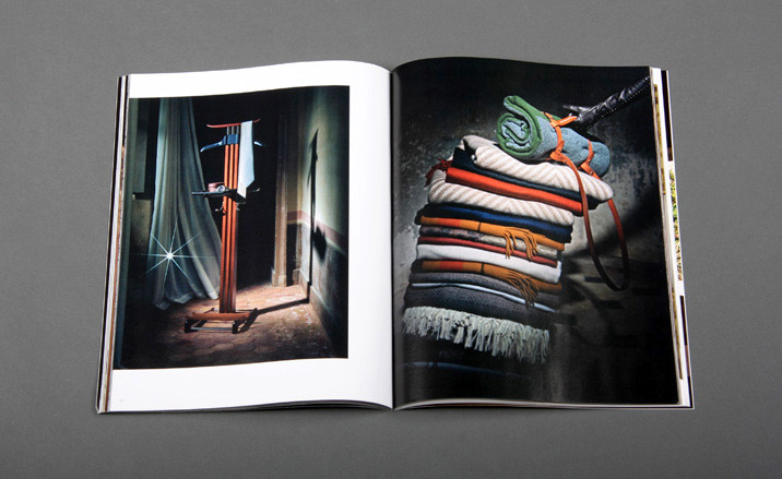 ﻿This ﻿AW 2010/11 edition of Le Monde D'﻿Hermès had a black theme, in tribute to Jean-Louis Dumas, Chairman of Herm﻿ès from 1978-2006, who died on 1 May 2010.