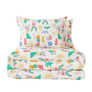 A duvet set with an all over Peppa Pig print