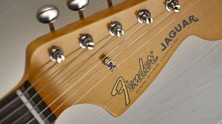 Fender Jaguar headstock