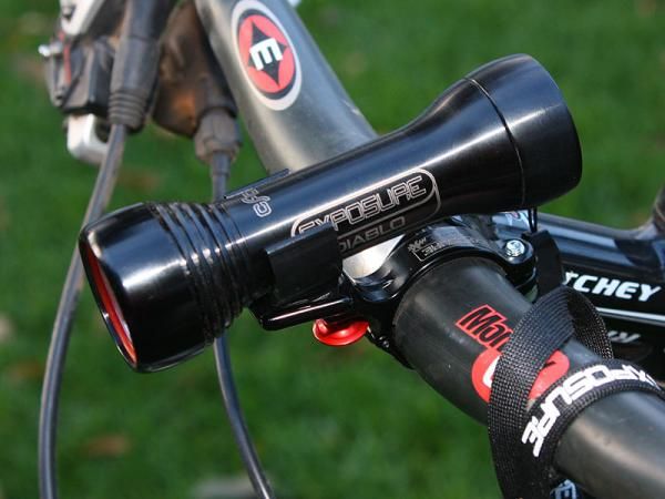 The Diablo can also be bar-mounted if desired with the included mount