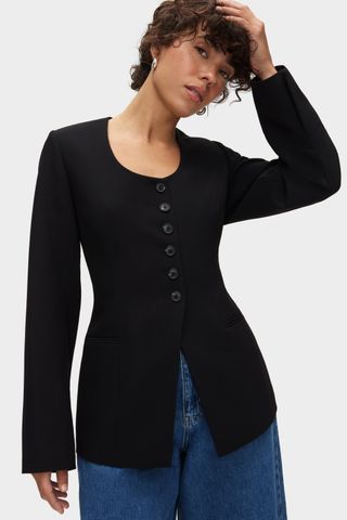 Daphne Scoop Neck Waisted Blazer