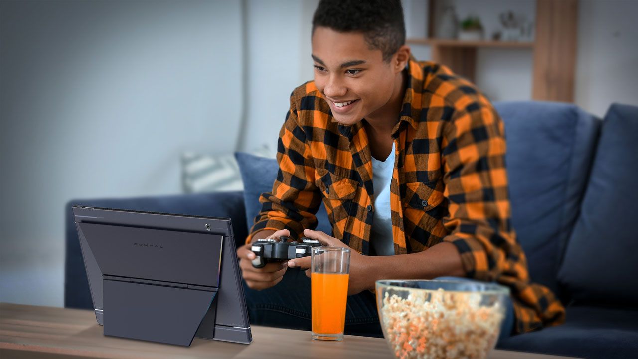 Compal Rover Play 2-in-1 gaming PC