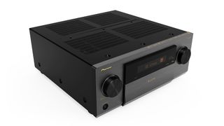 AV amplifier: Pioneer VSA-LX805