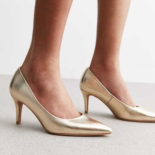 Gold metallic court heel pumps