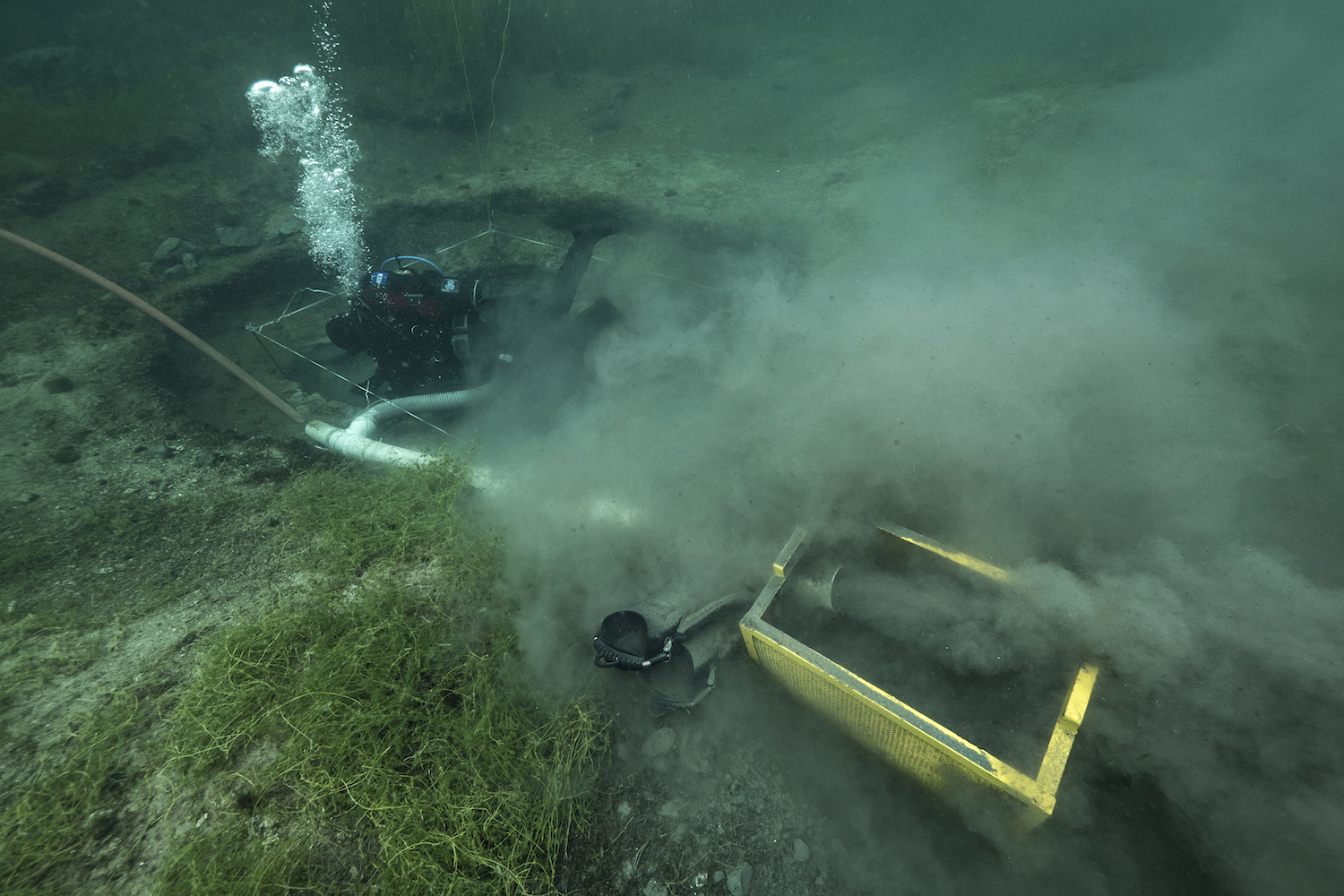 Photos Diving For Ancient Offerings In Lake Titicaca Live Science