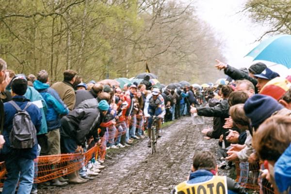 Italy's Andrea Tafi managed second at Paris-Roubaix in the muddy conditions of 1998. Compatriot Franco Ballerini claimed the race win that year.