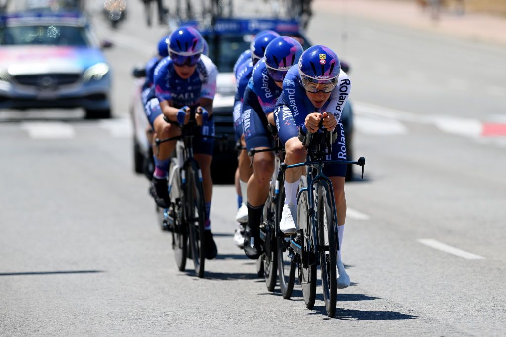 Anna Kiesenhofer leads Israel-Premier Tech Roland at La Vuelta a Femenina