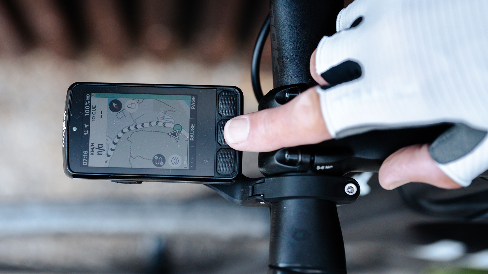Wahoo Elemnt Road 3 pictured from above