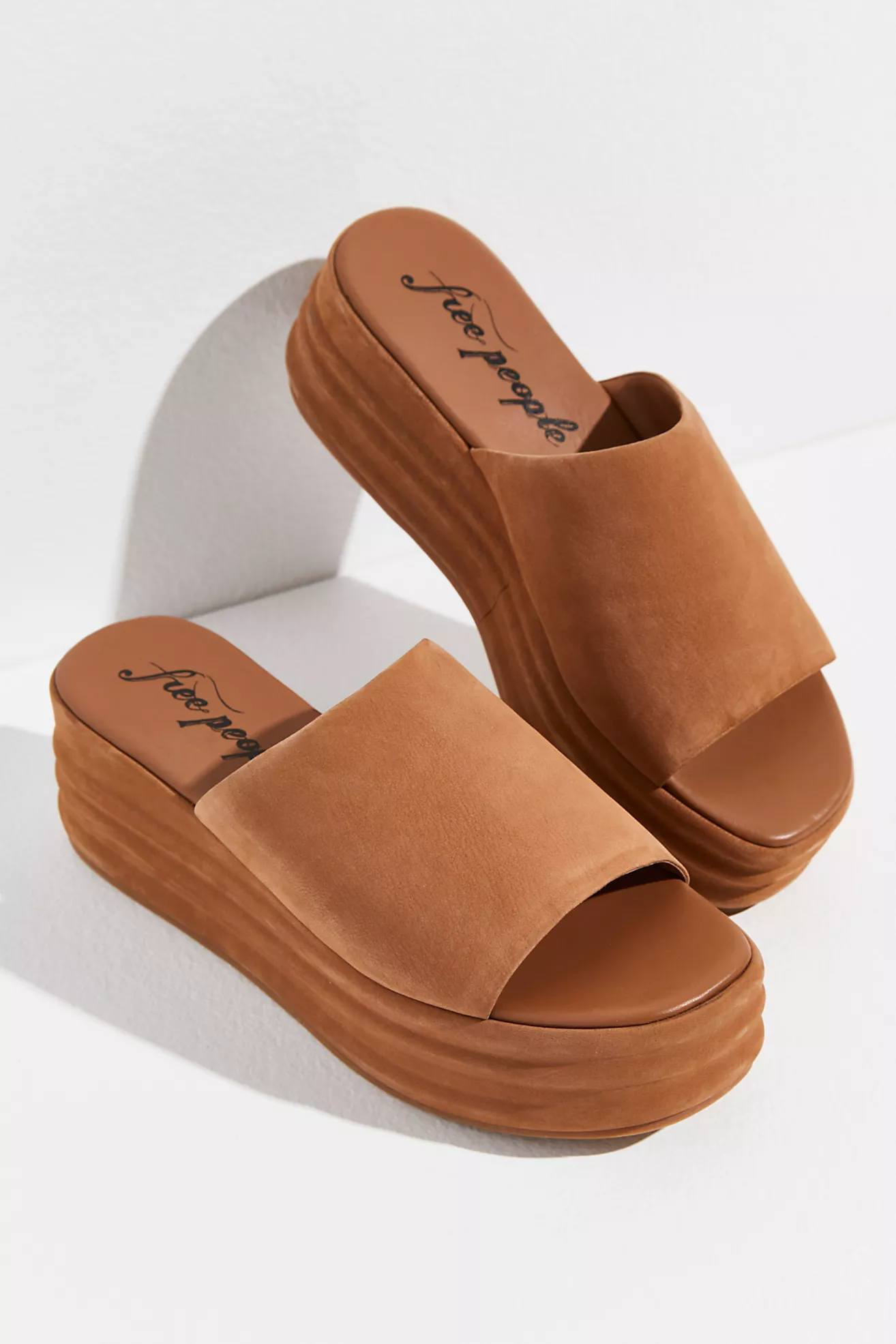 Harbor Flatform Sandals