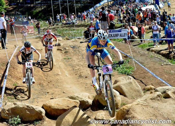 Alexandra Engen leads in 1/4 final heat