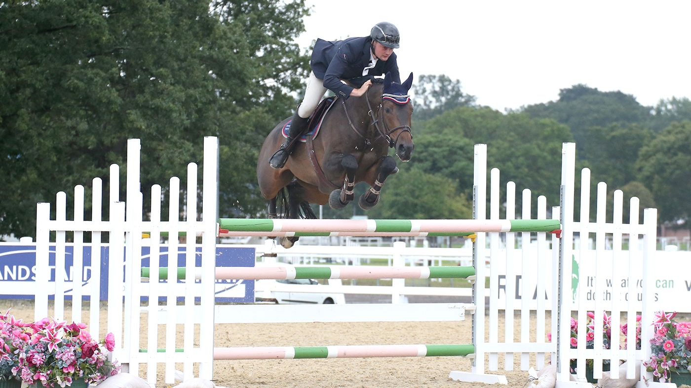 Ronnie Jones and Insterstar B - Prestige Italia Big Star championship