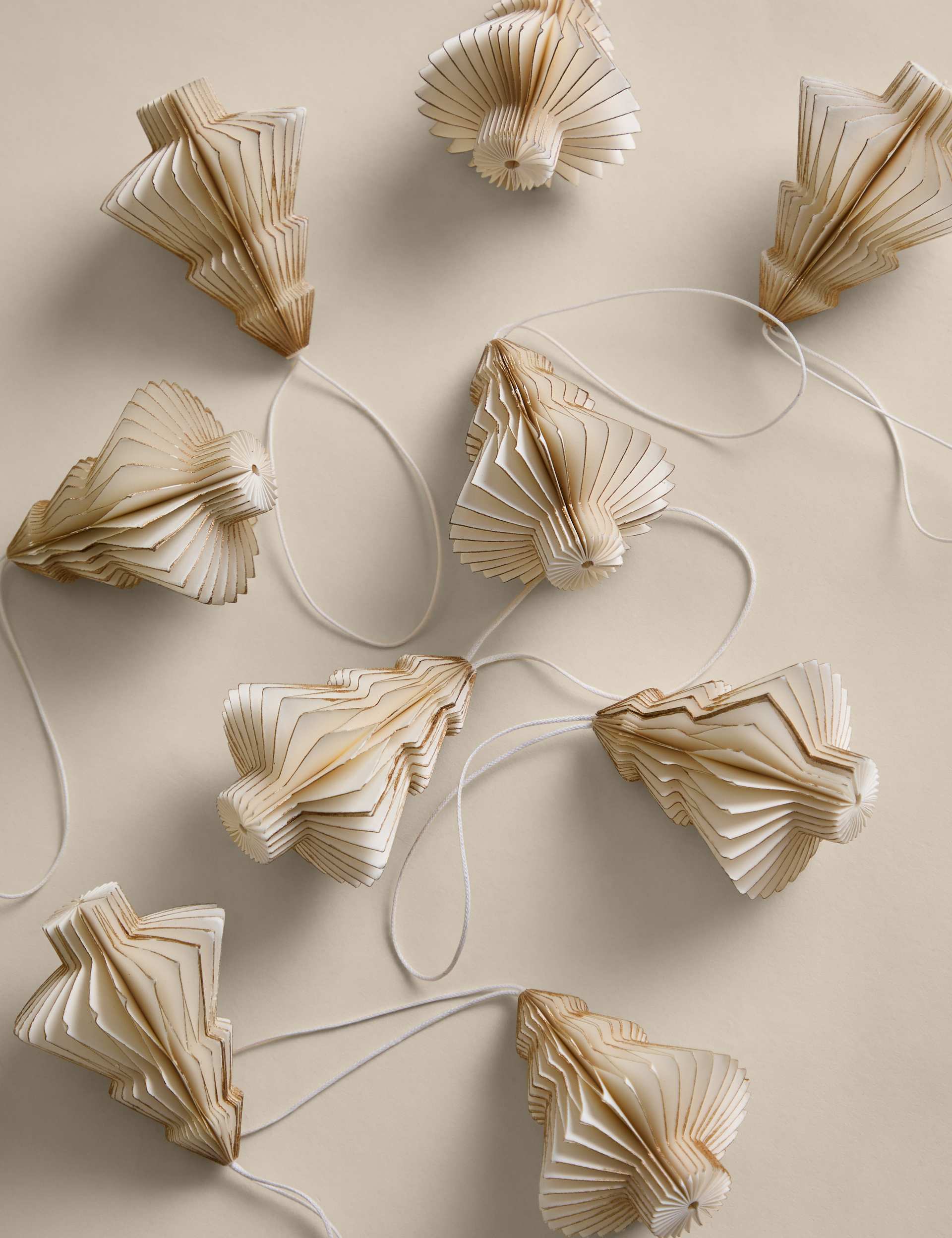 9 Pack Paper Tree Baubles