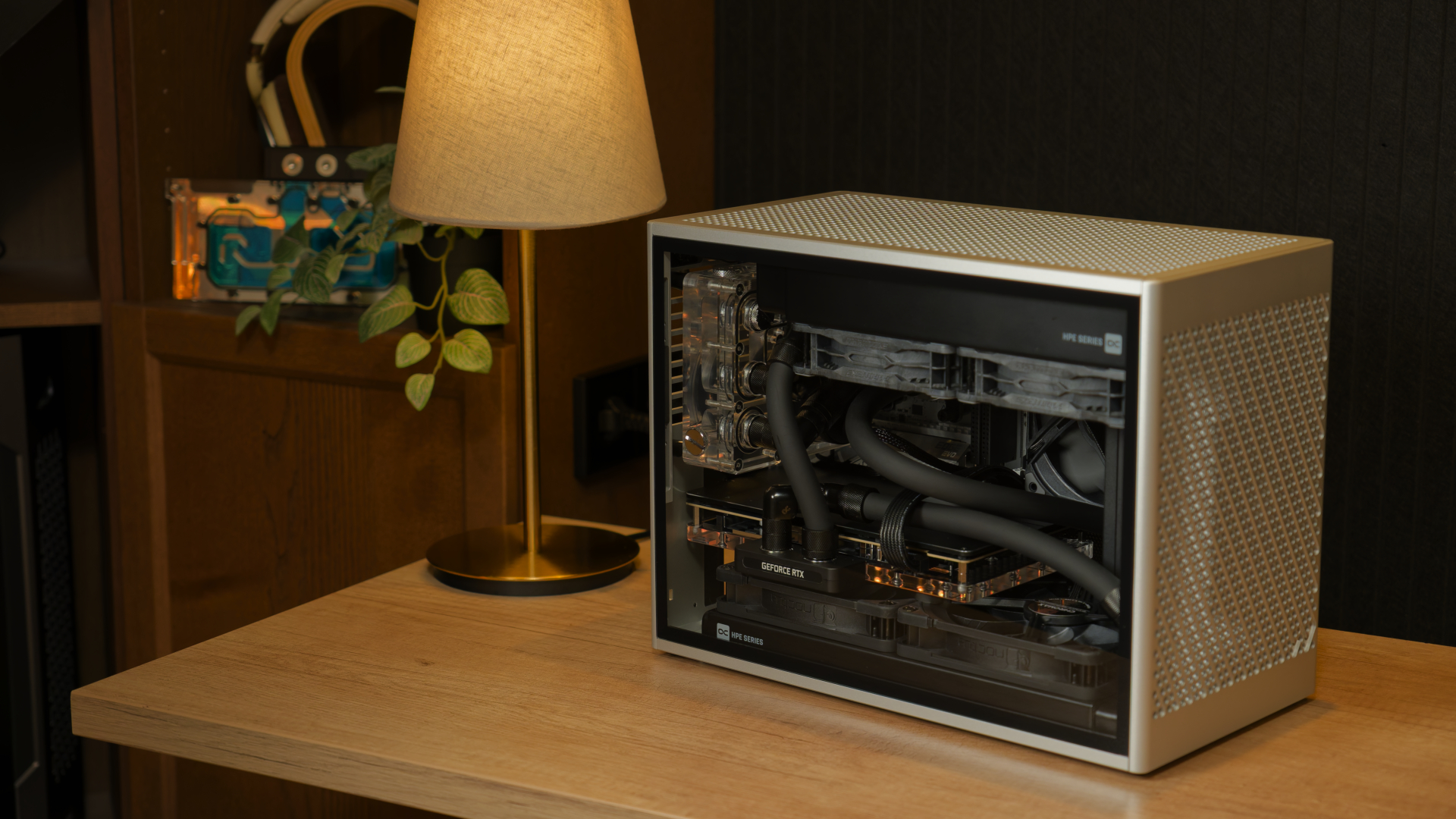Greyscale ITX Build Beauty Shots