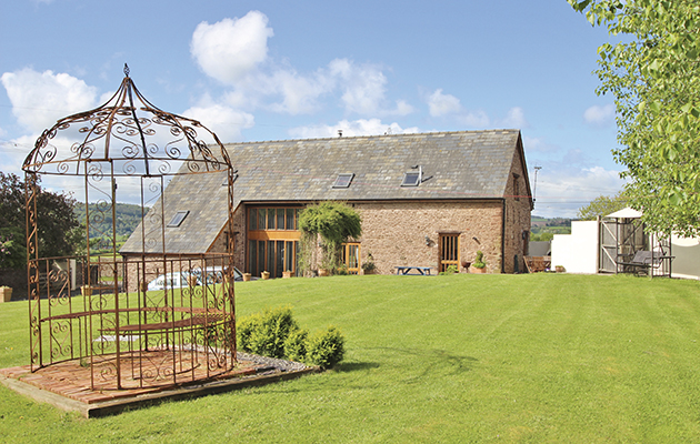 Front-The-Grange.jpg