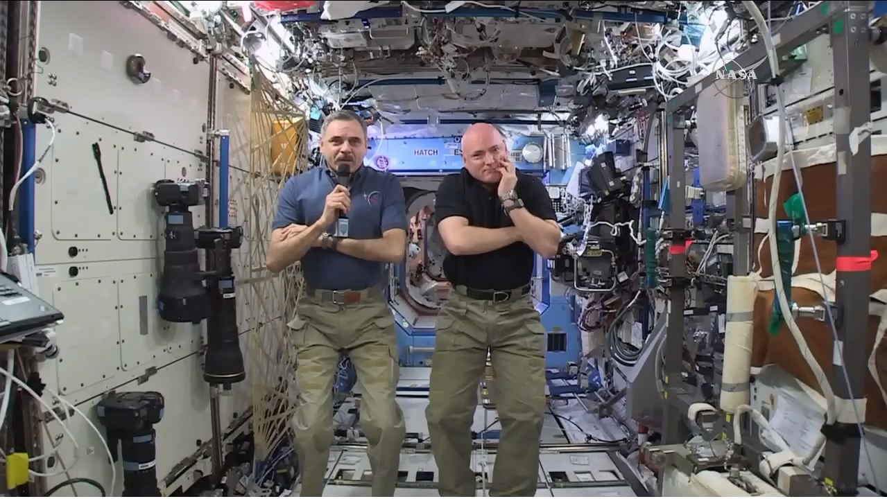 Mikhail Kornienko and Scott Kelly speak to press in the International Space Station.