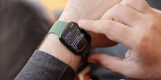 Apple Watch Series 7 Text Small