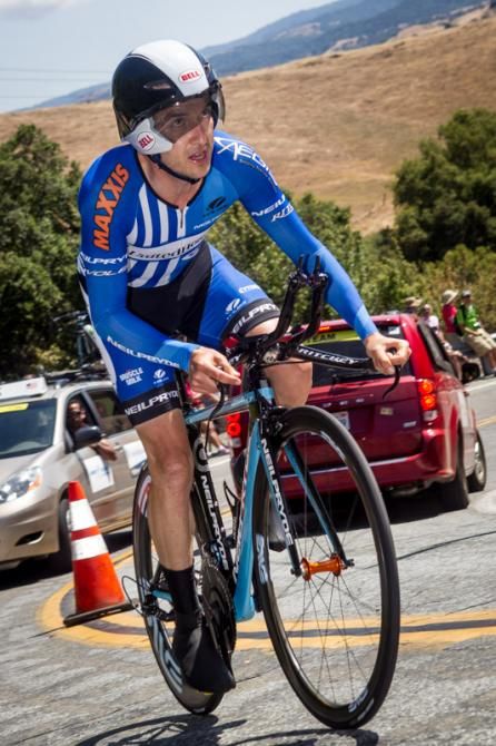 Lucas Euser (UnitedHealthcare) looks up to the top