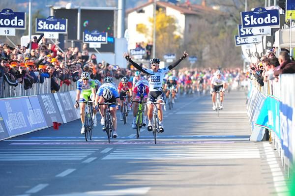 A mis-timed lead-out from Thor Hushovd put Farrar on the front too soon, and Haedo jumped on the opportunity to take a stage.