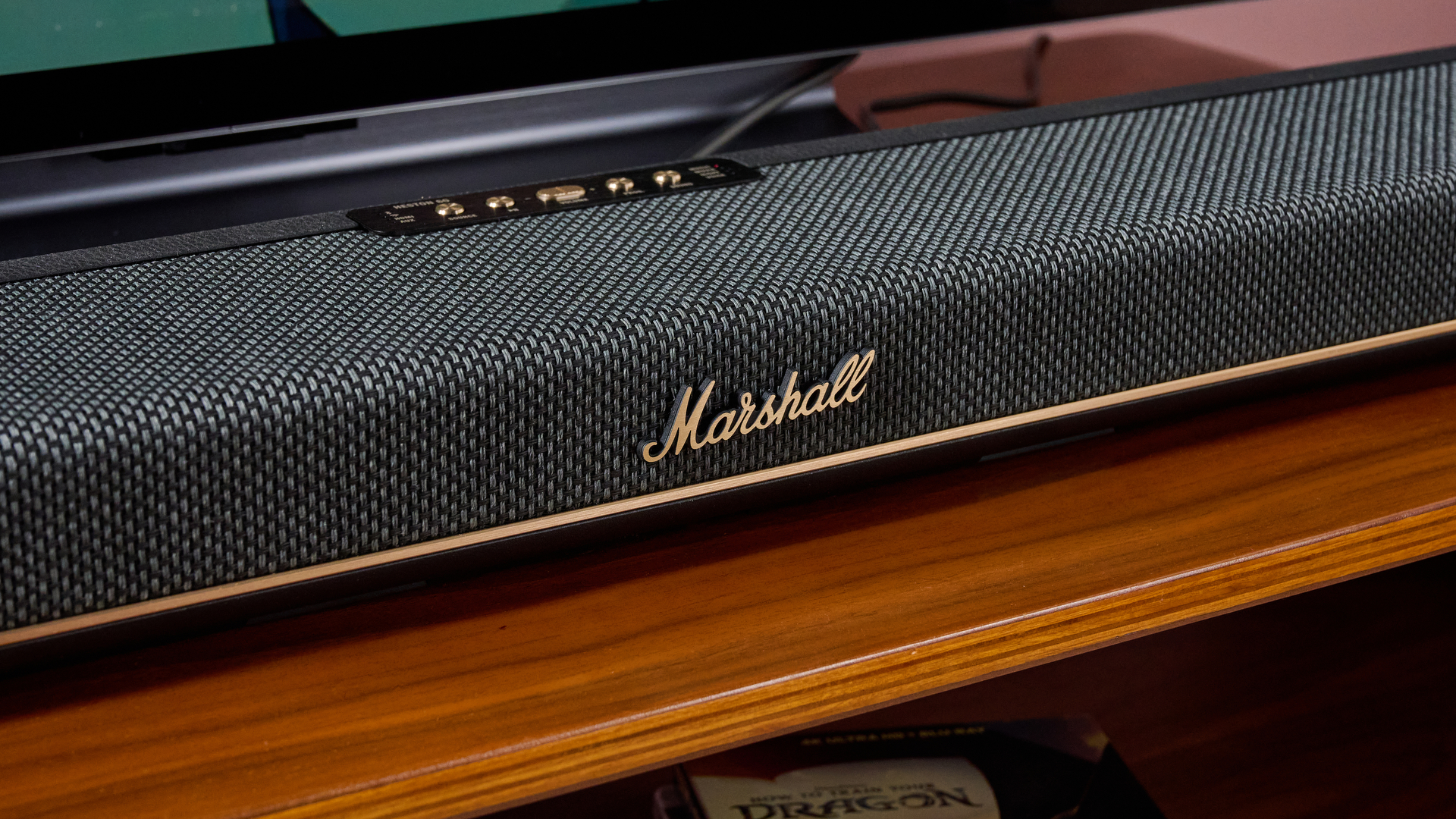 Marshall logo on front of the Marshall Heston 60