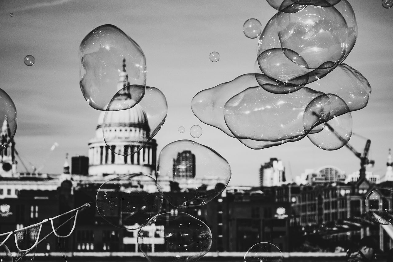 London through Bubbles by Heidi Cohen image
