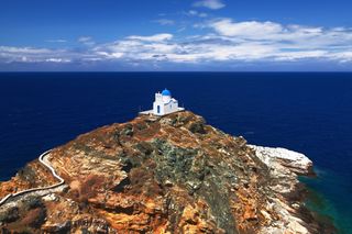 places celebs vacation Sifnos, Greece