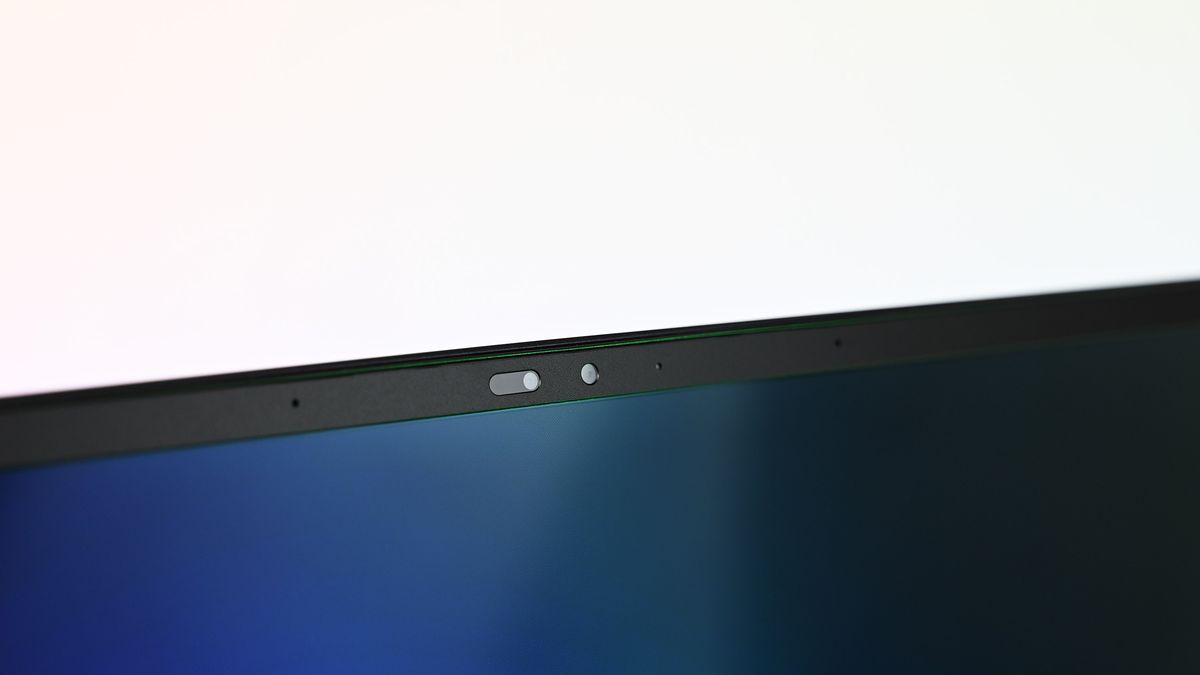 LG gram SuperSlim webcam.