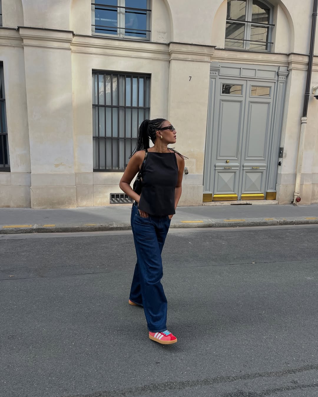 flare-jean-outfits-uk