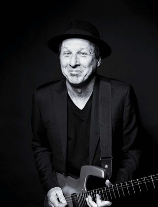Adrian Belew with his signature Parker Maxx Fly DFAB842