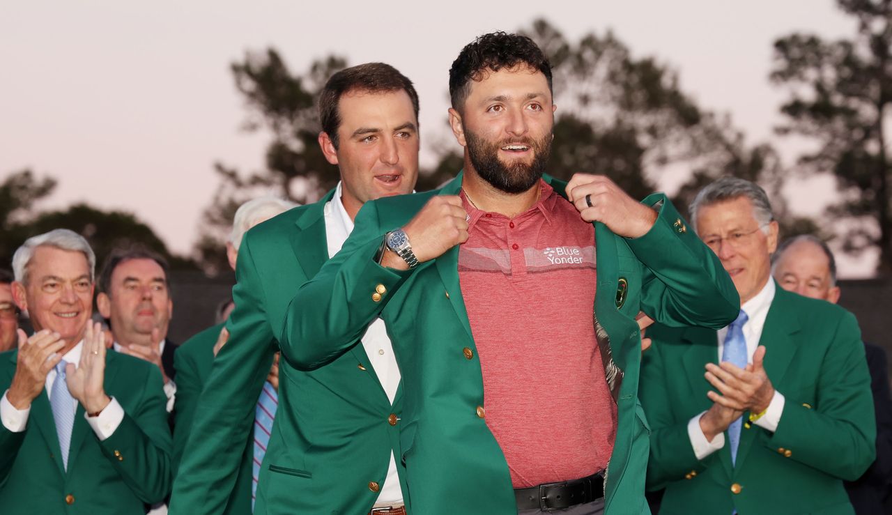 Scottie Scheffler puts the Green Jacket on Jon Rahm 